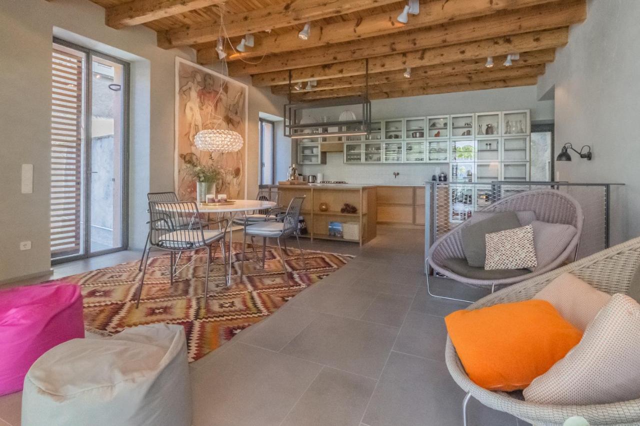 Casa Stella Apartment Варена Екстериор снимка